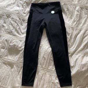 PINK Victoria’s Secret Cozy Black Leggings